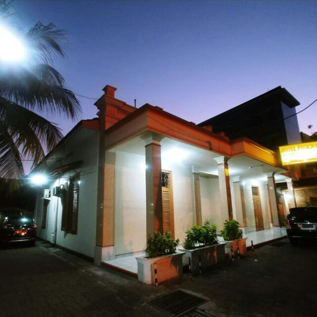 Hotel Paviljoen Surabaya Eksteriør bilde